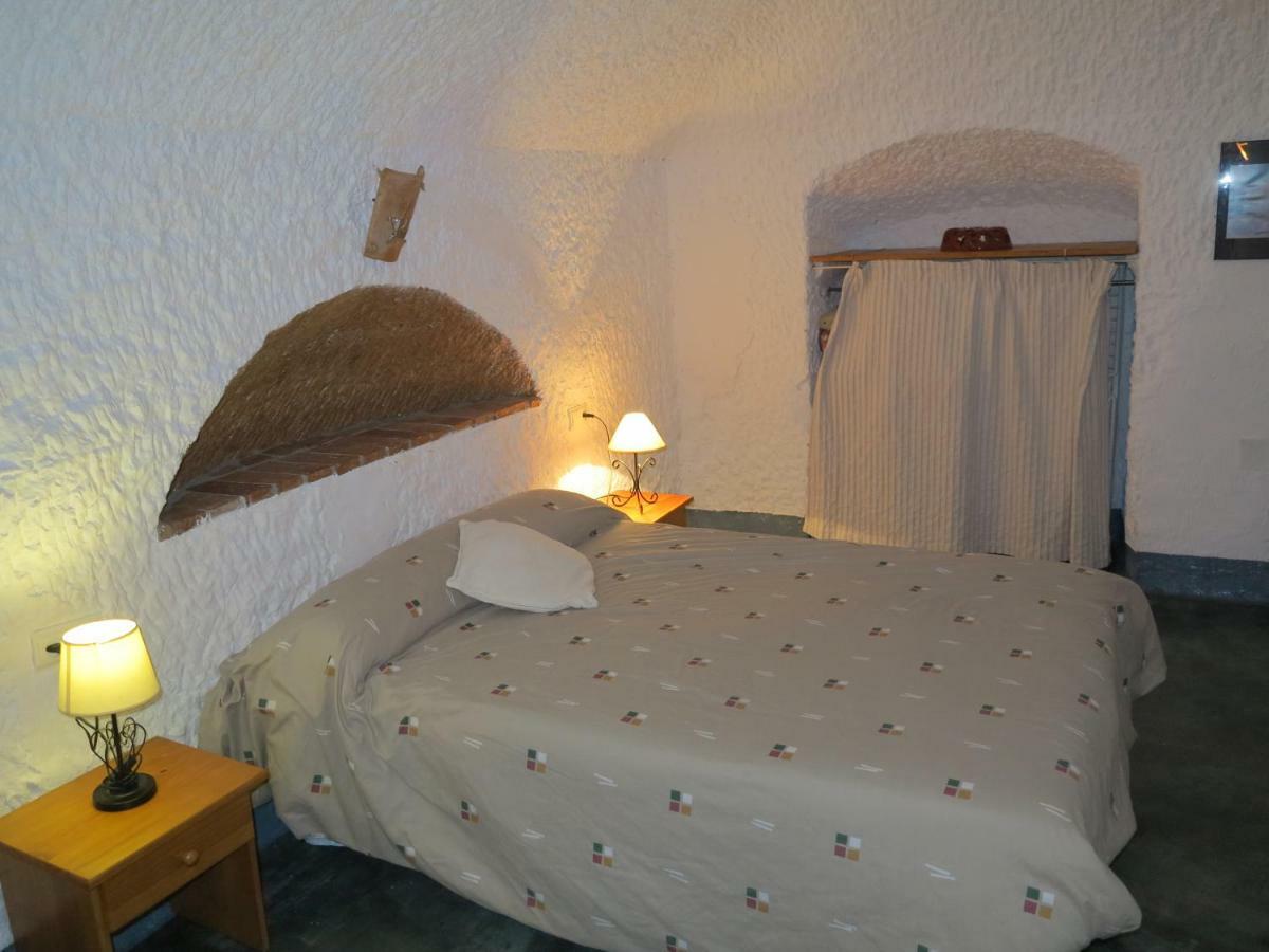 Maison d'hôtes Casa Cueva Lopera à Graena Extérieur photo