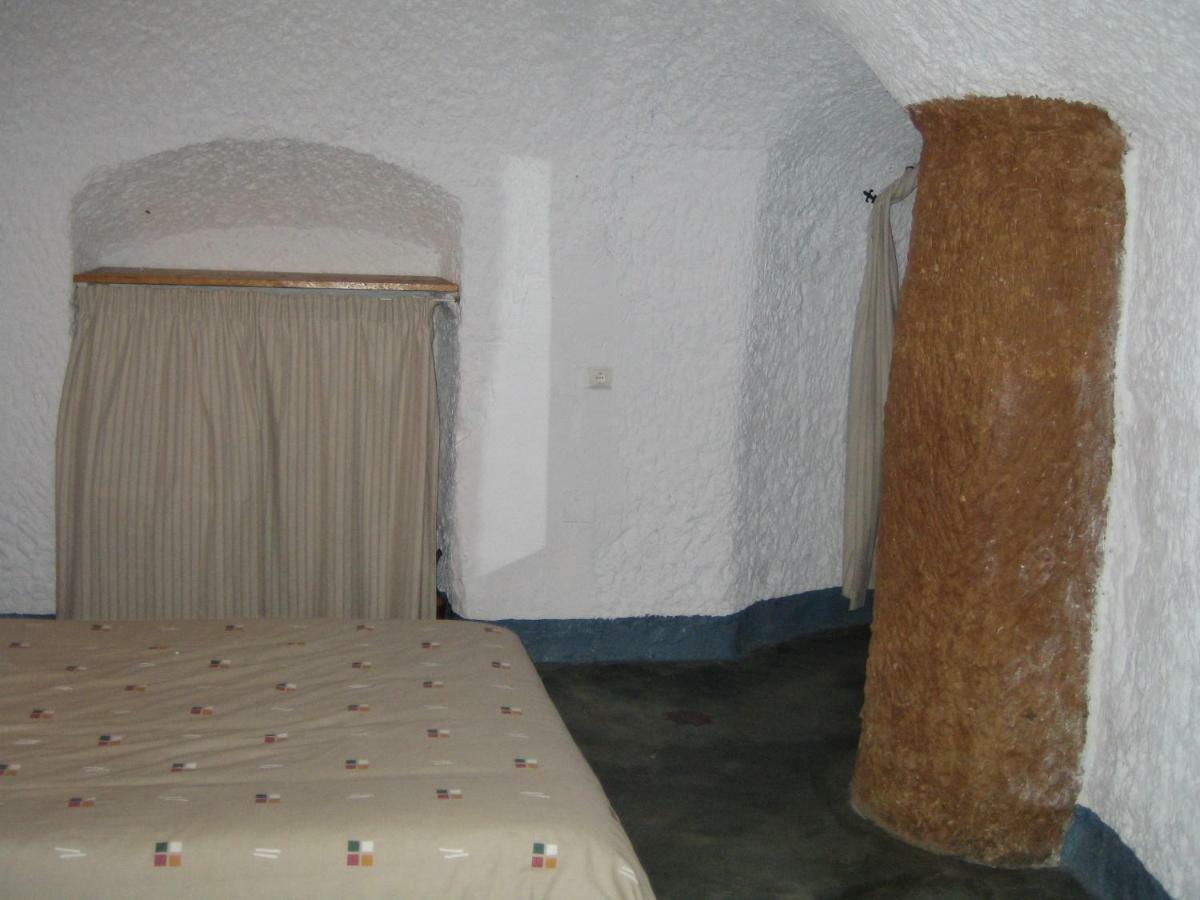 Maison d'hôtes Casa Cueva Lopera à Graena Extérieur photo